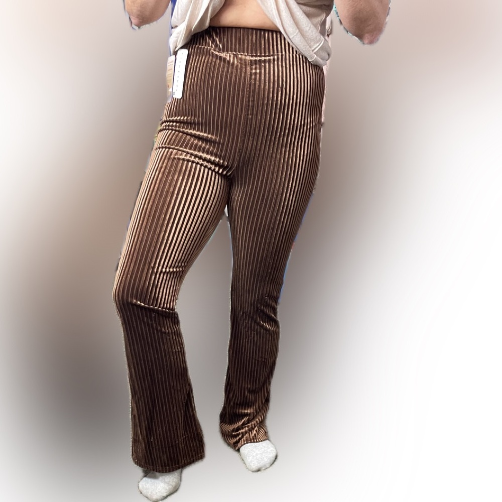 🌟Ribbed Velvet Flares! Brand New without Tags.